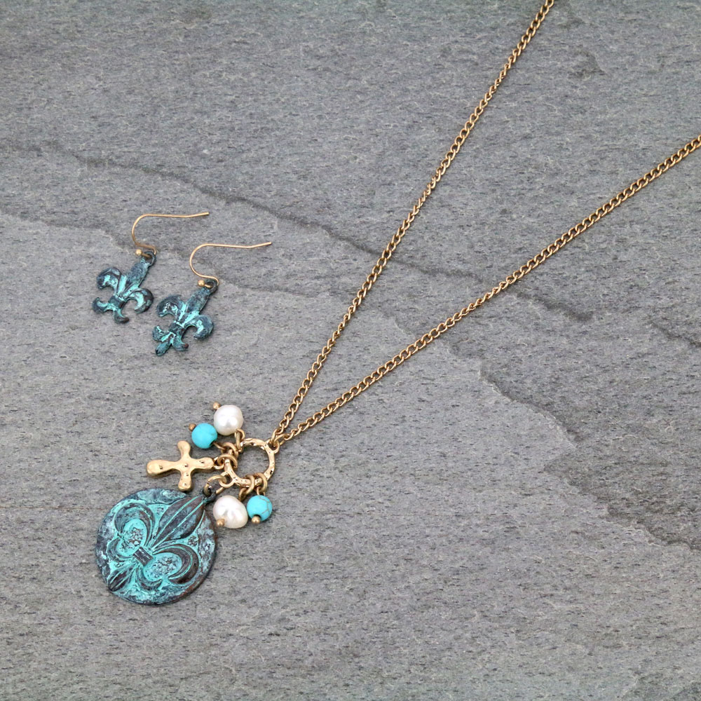 Fleur De Lis Necklace Set