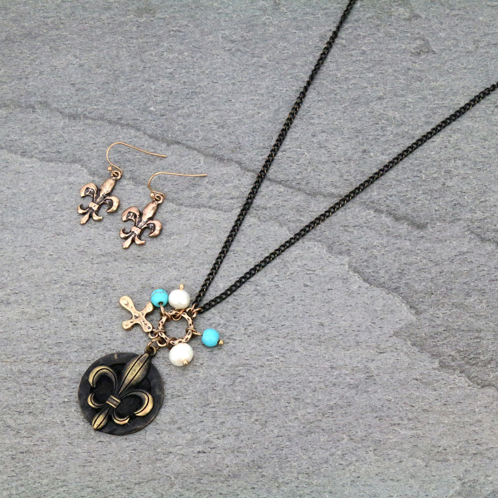 Fleur De Lis Necklace Set