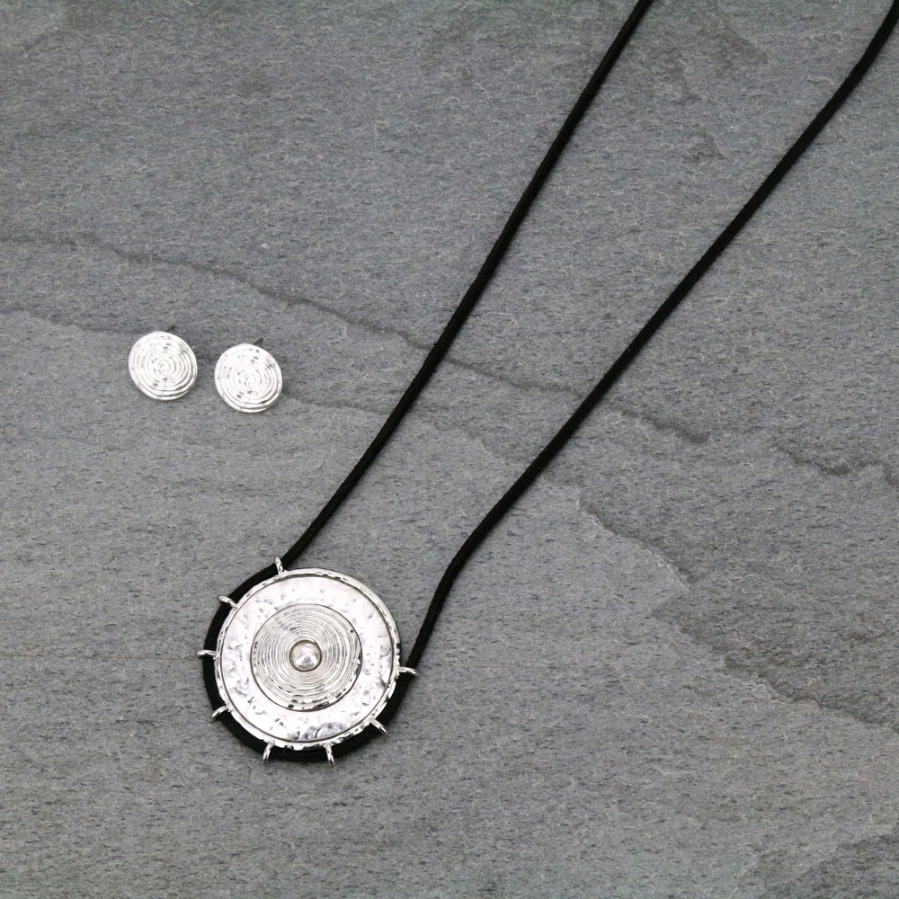 Fashion Necklace Set
