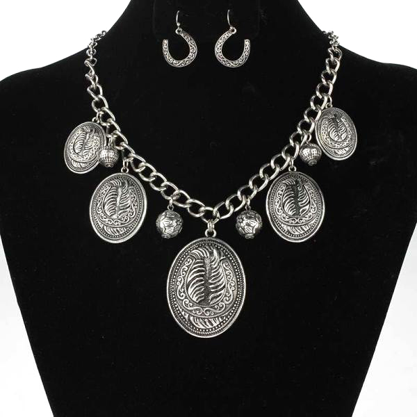 Western Horseshoe Necklace Set - Image 2
