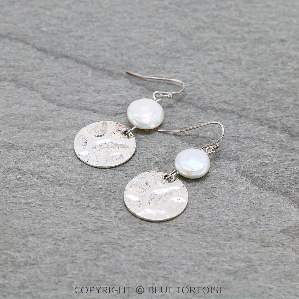 Fashion Pearl Dangle Earrings