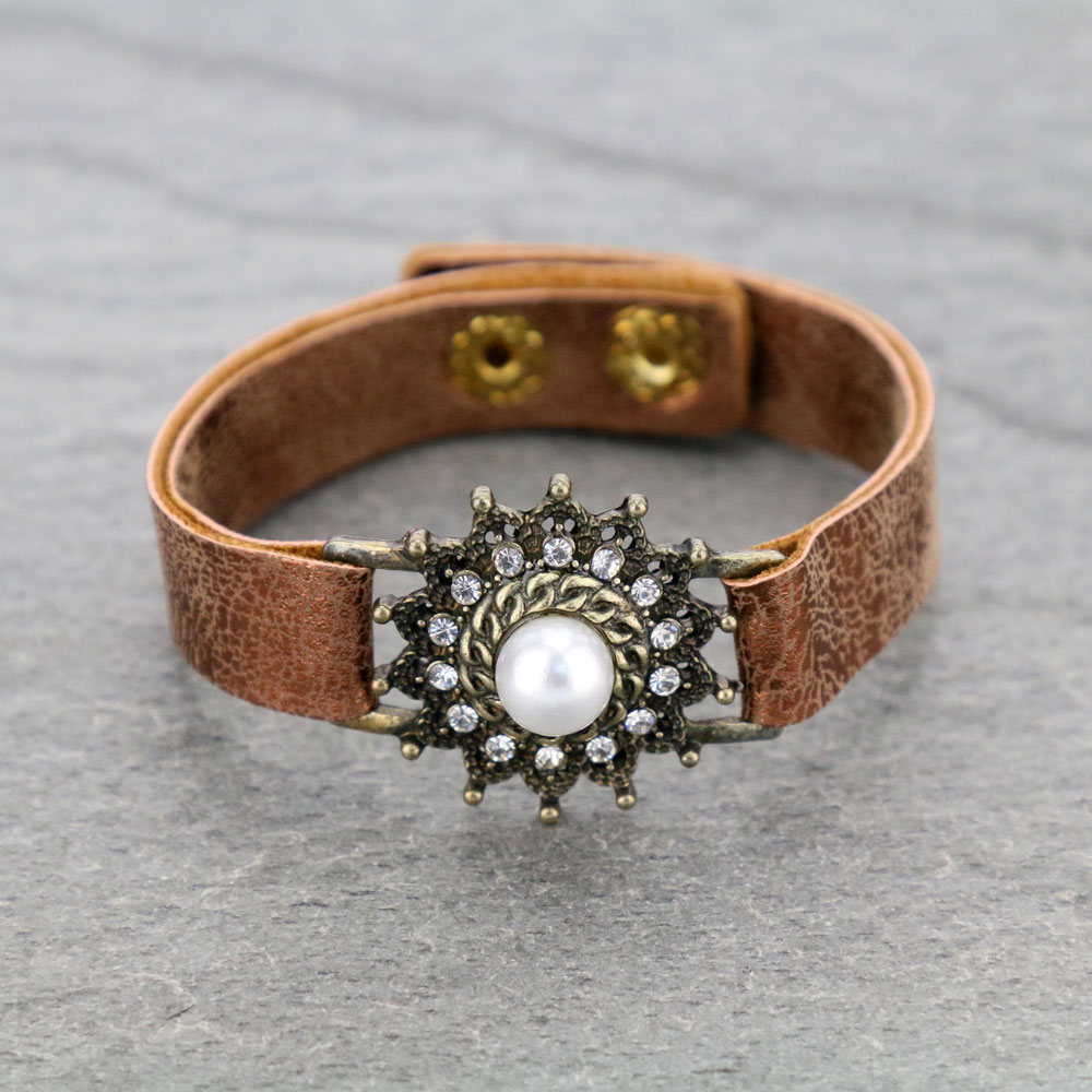 Fashion Rhinestone Button Leather Bracelet
