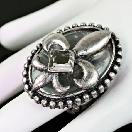 Fleur De Lis Stretch Ring