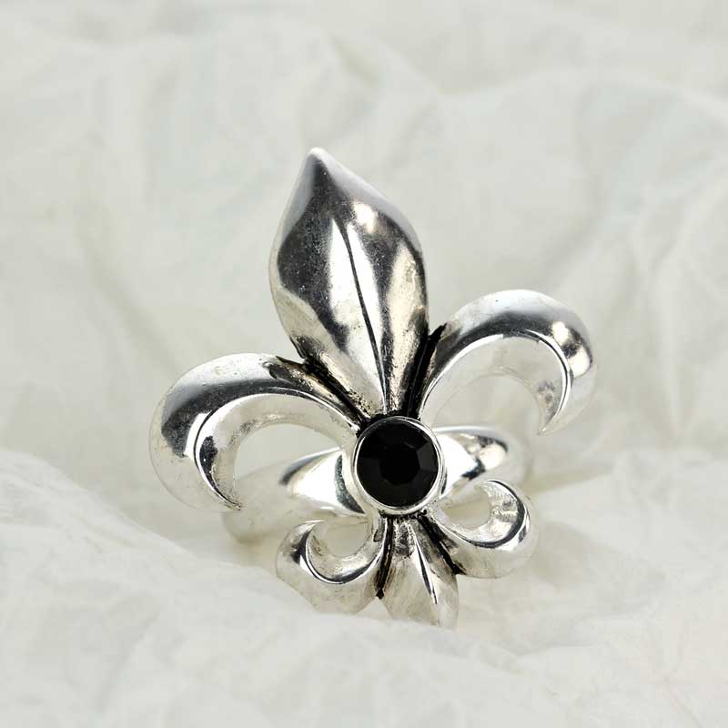 Fleur De Lis Stretch Ring