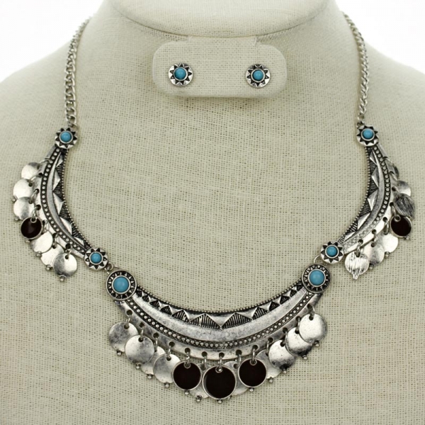 Fashion Necklace Set