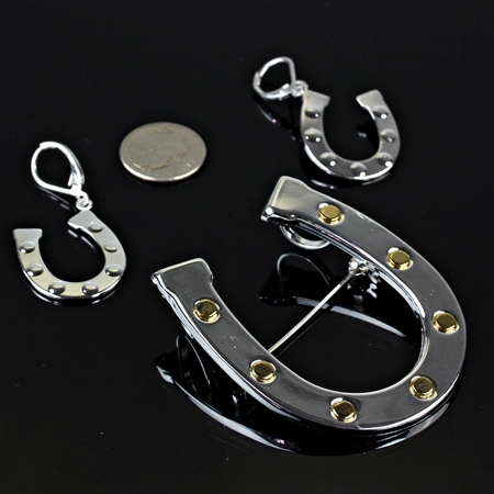 Horseshoe Pendant Set