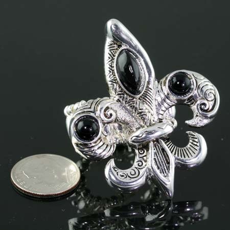 Fleur De Lis Stretch Ring