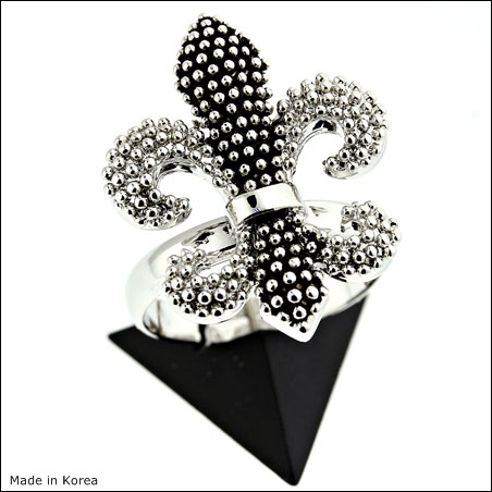 Fleur De Lis Adjustable Ring