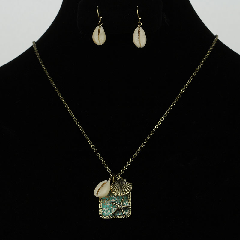 Fashion Sealife Necklace