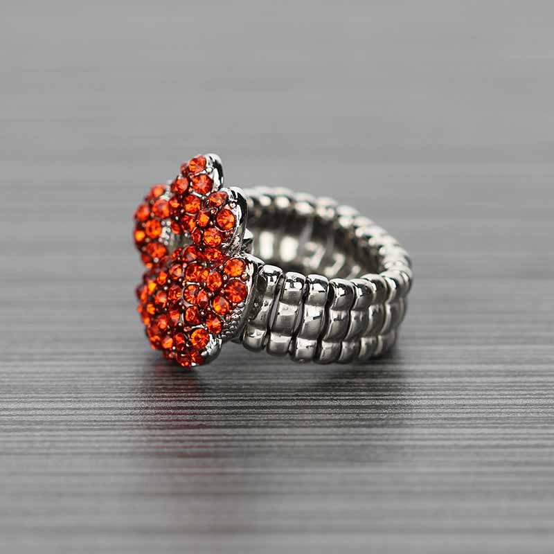 Paw Crystal Stretch Ring - Image 2