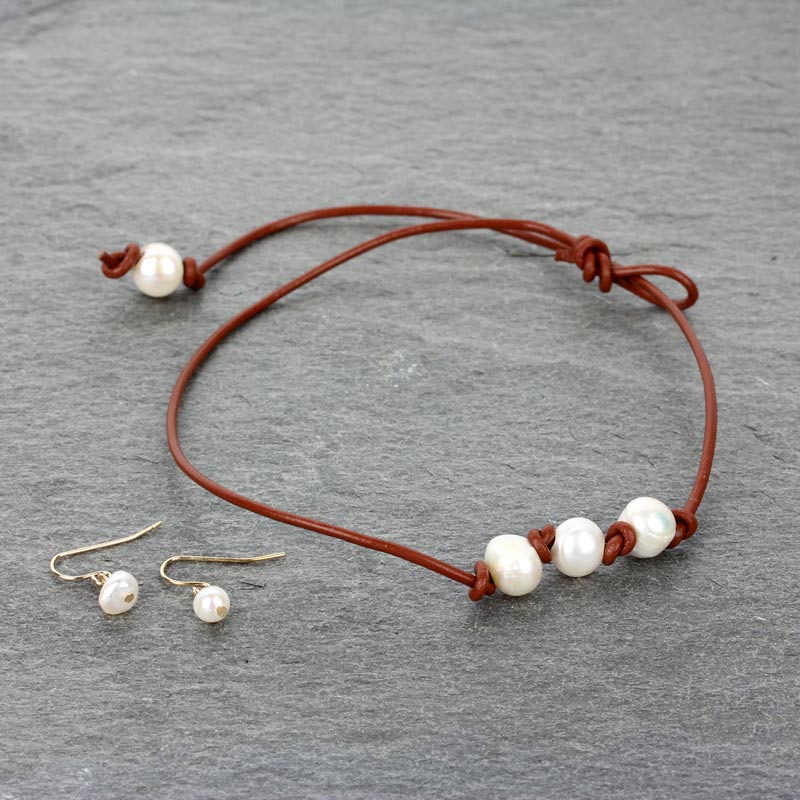 Fashion Pearl Necklace Set