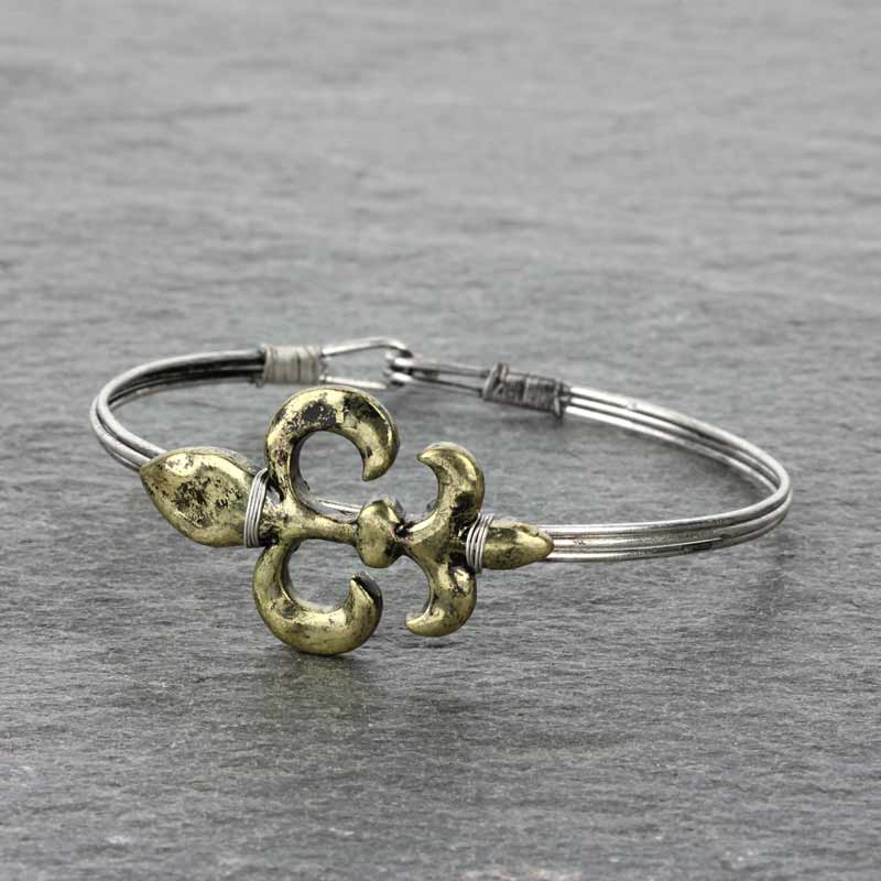 Fleur de Lis Bangle Bracelet