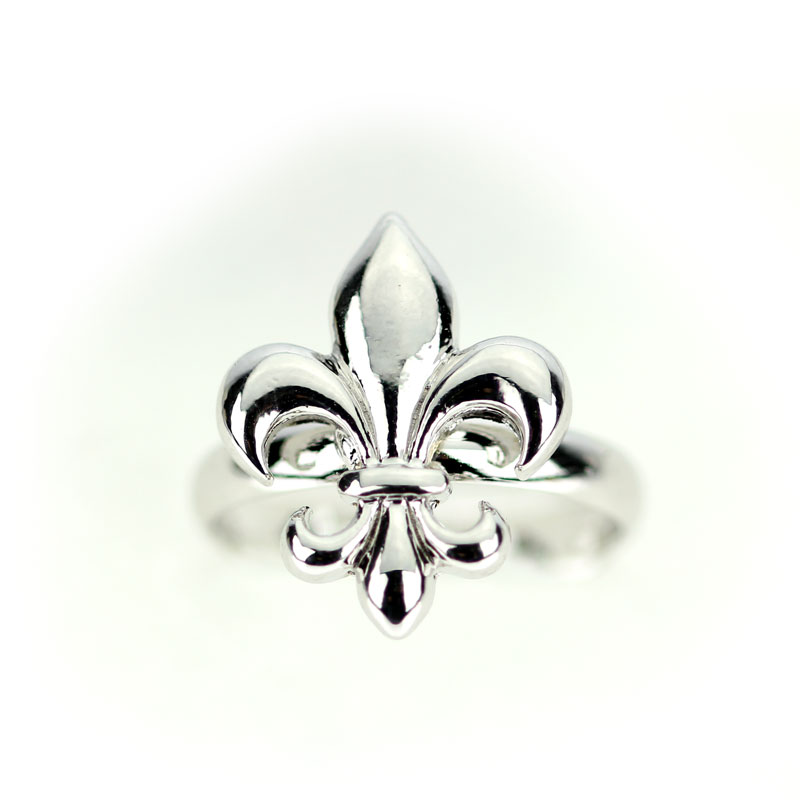 Fleur De Lis Ring