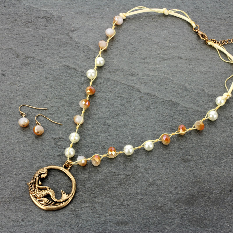 Mermaid Pendant Bead Necklace Set