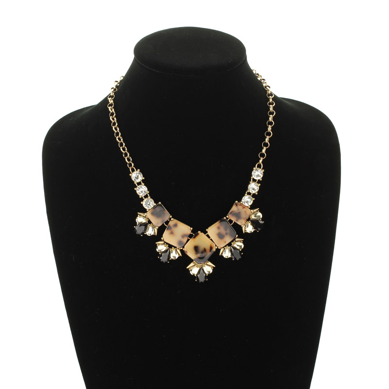 JJ Fashion Necklace - Image 2