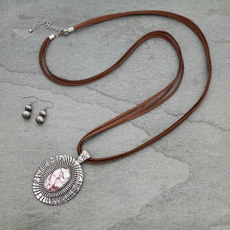 Western Style Leather Necklace Set