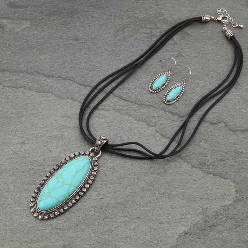 Navajo Style Leather Necklace Set