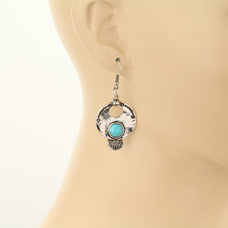 Western Design Fish Hook Earrings - Image 2