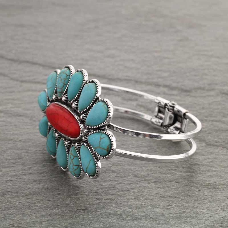 Western Style Hinge Cuff Bracelet - Image 3