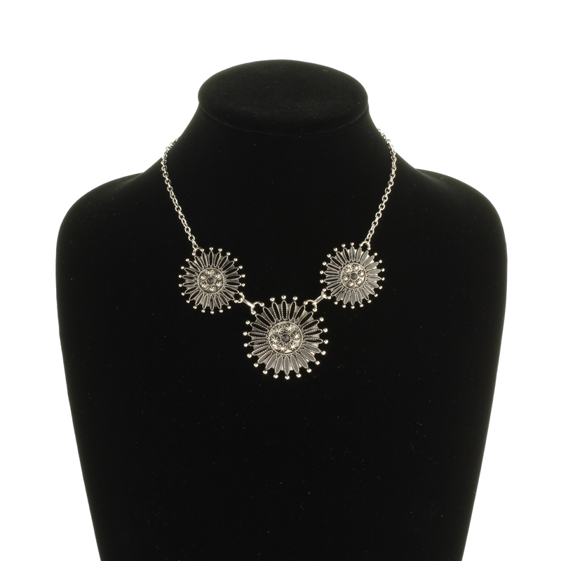 Western Concho Necklace - Image 2
