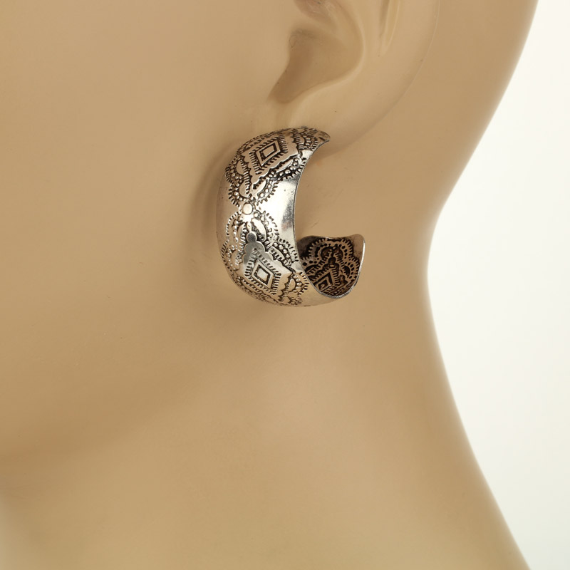Western Navajo Style Texture Hoop Earrings - Image 2