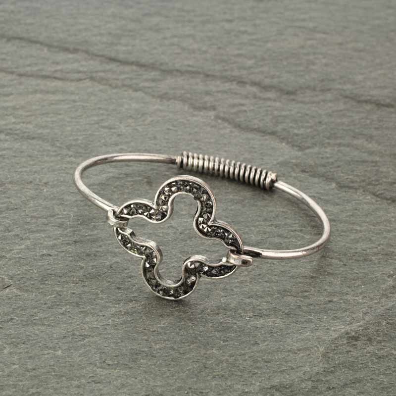 Western Four Leaf Hinge Bracelet