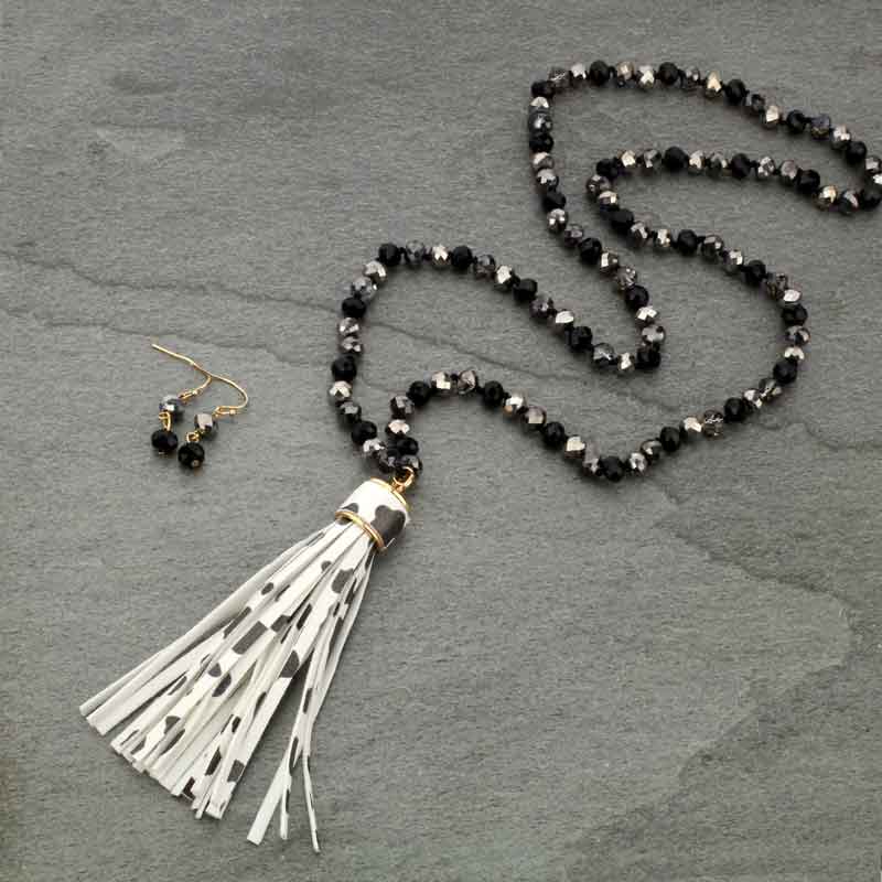 Glass Bead With Tassel Necklace Set