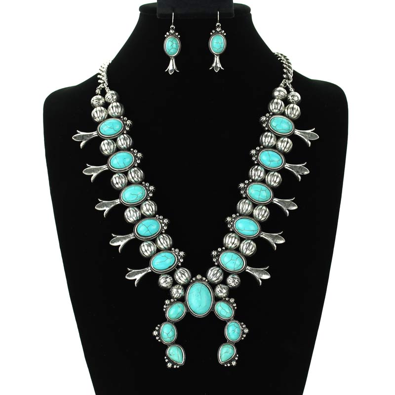 Navajo Style Squash Blossom Necklace Set - Image 2