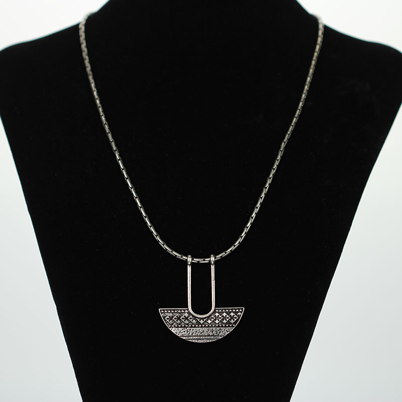 Western Style Necklace