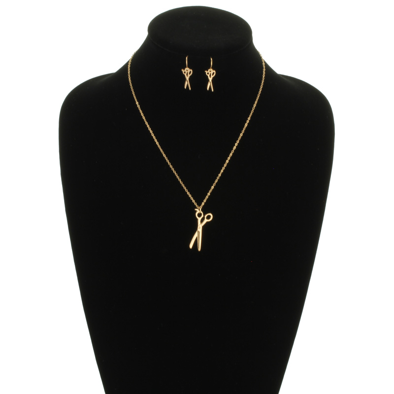 Dainty Scissors Necklace Set - Image 2