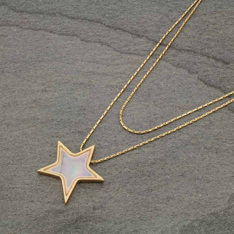 JJ Star with Mother of pearl Necklace