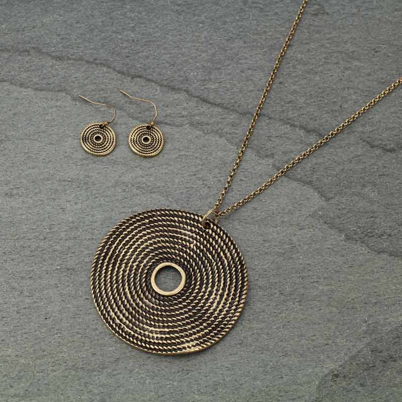 Round Circle Pendant Necklace Set