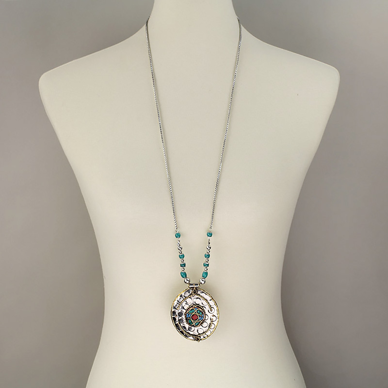 Western Oval Stone Necklace - Image 2