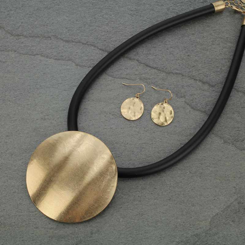 Fashion Pendant Necklace Set
