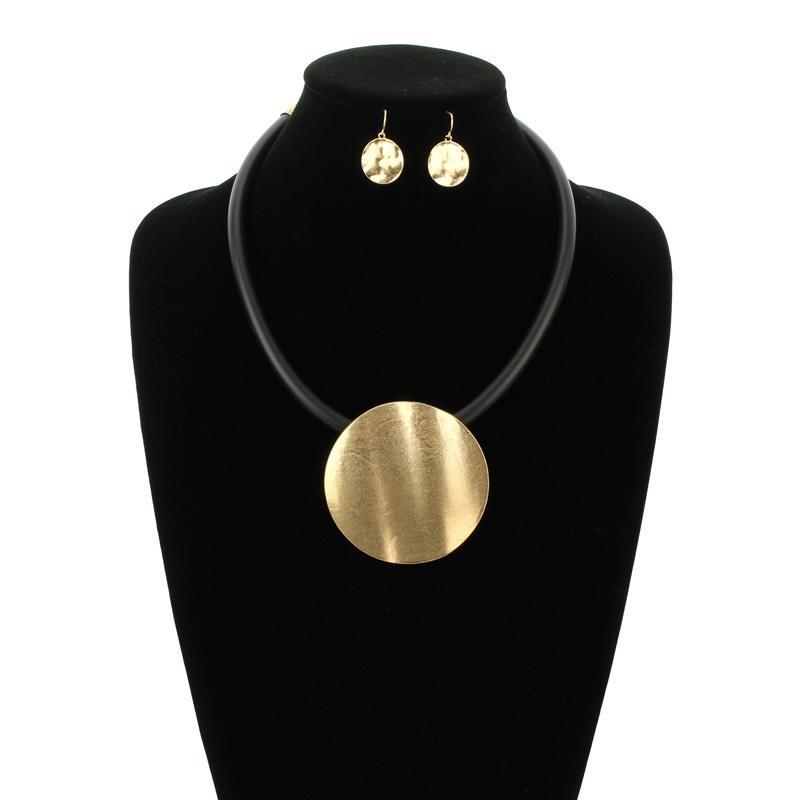 Fashion Pendant Necklace Set - Image 2