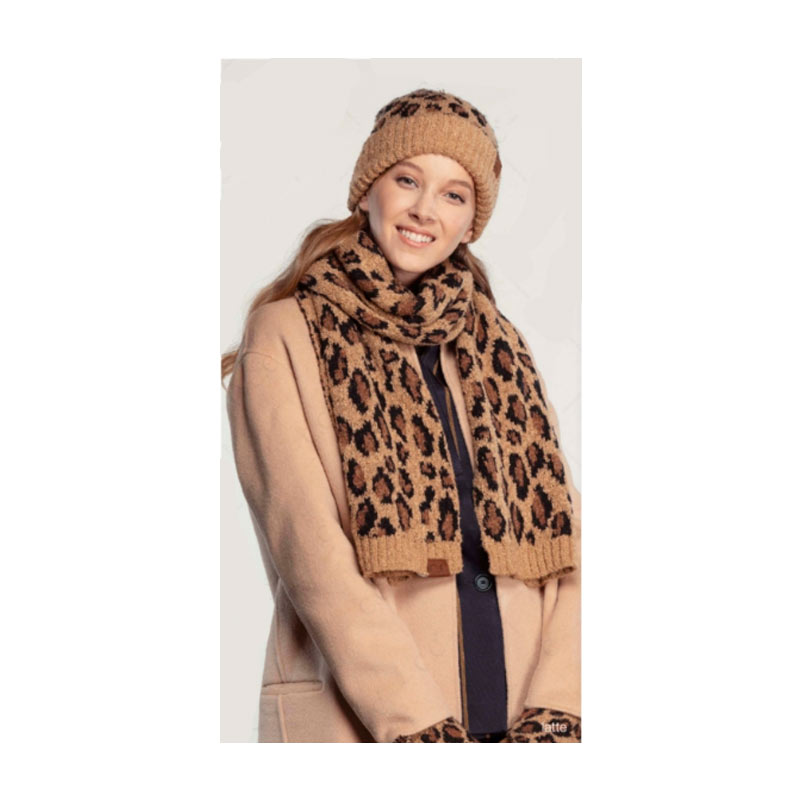 CC Leopard Jacquard Knit Scarf - Image 2