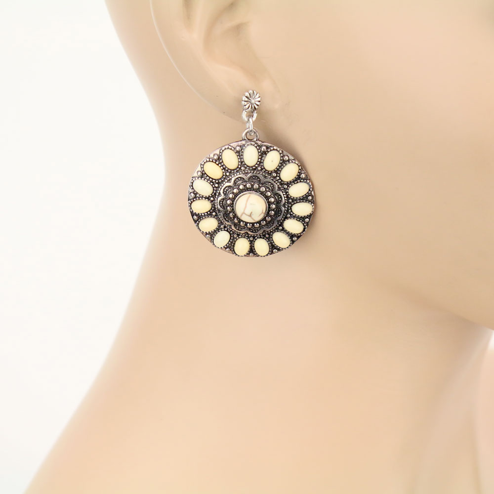 Navajo Style Round Post Earrings - Image 2