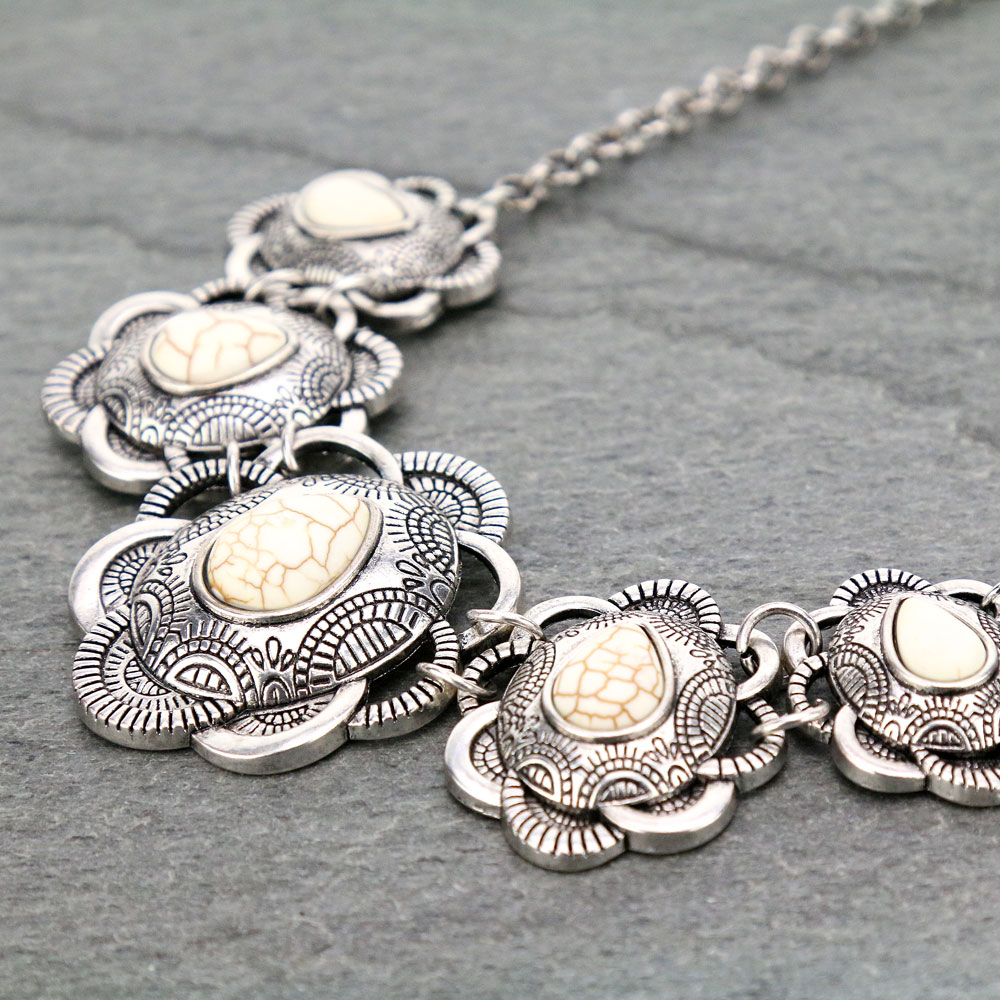 Western Turquoise Statement Necklace Set - Image 3