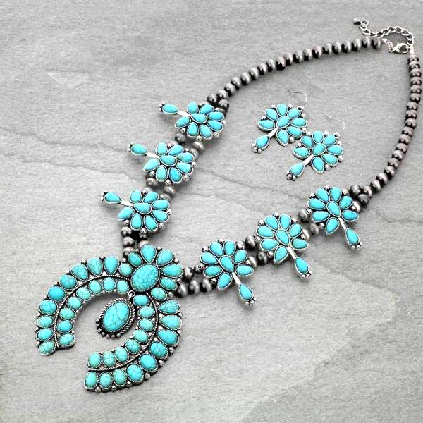 Navajo Style Pearl Squash Blossom Necklace Set