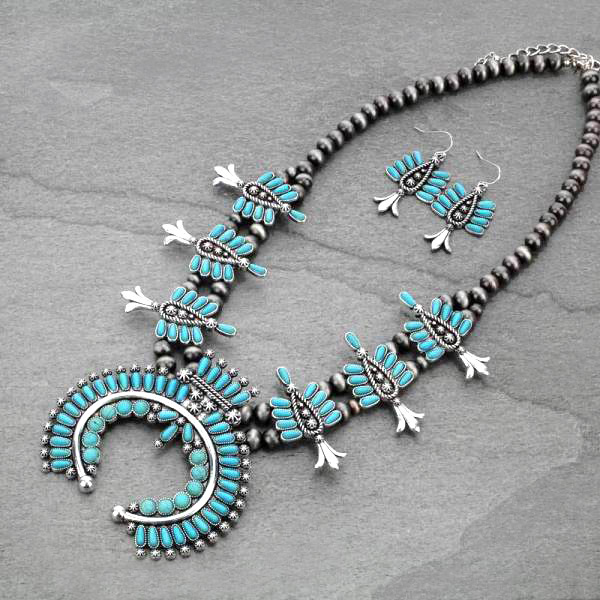 Navajo Style Pearl Squash Blossom Necklace Set