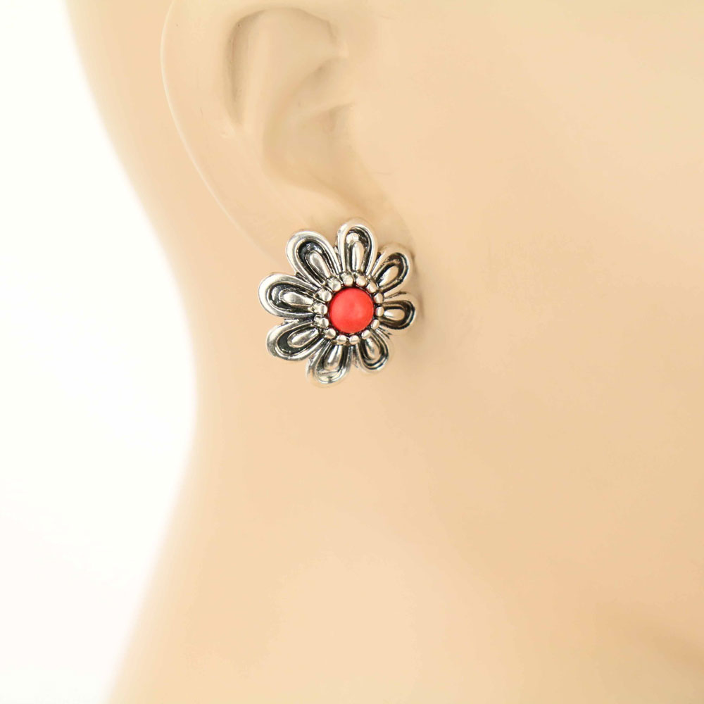 3 Pair Flower Earring Set - Image 4