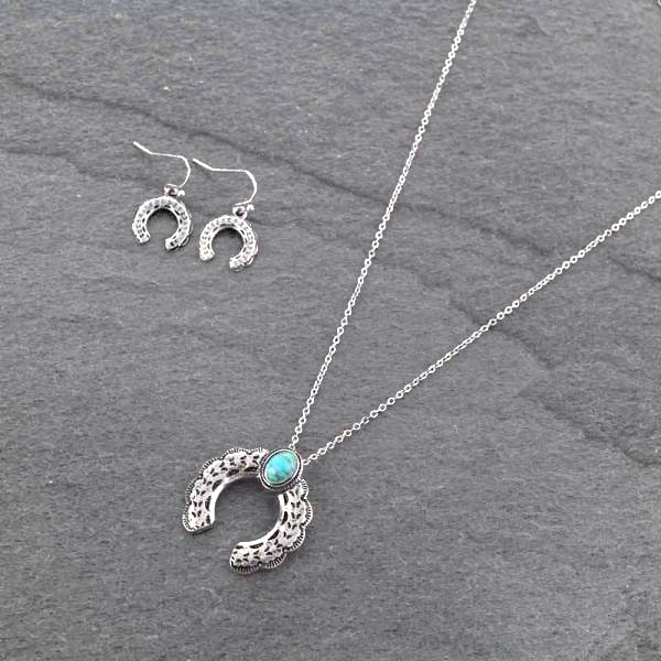 Dainty Squash Blossom Necklace Set