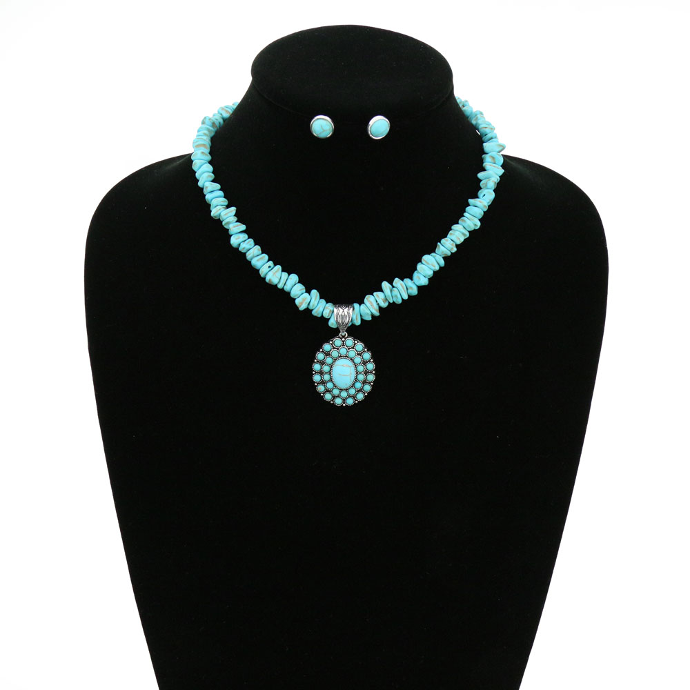 Western Design Chip Stone Necklace Set - Image 2