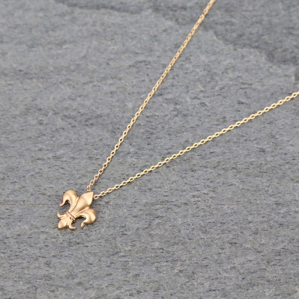 Fleur De Lis Pendant Necklace
