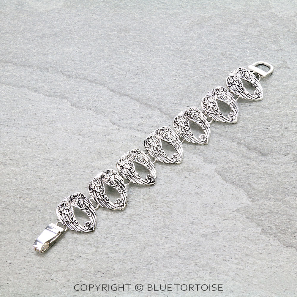 Tailored Spoon Look Angel Wings Magnetic Bracelet