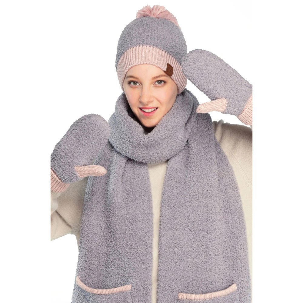 C.C Sherpa Beanie with Contrasting Colors - Image 4