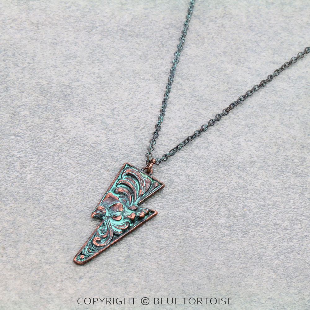 Flower Casting Lightning Necklace