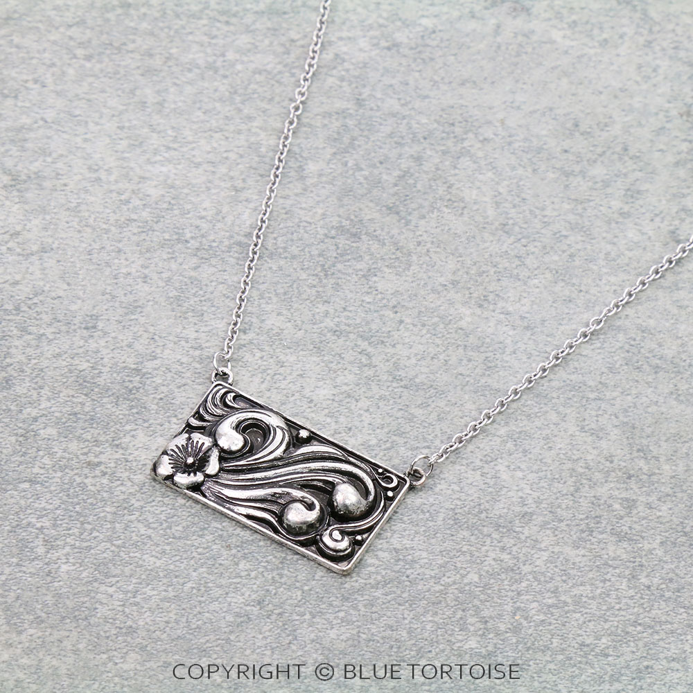 Flower Casting Rectangle Necklace