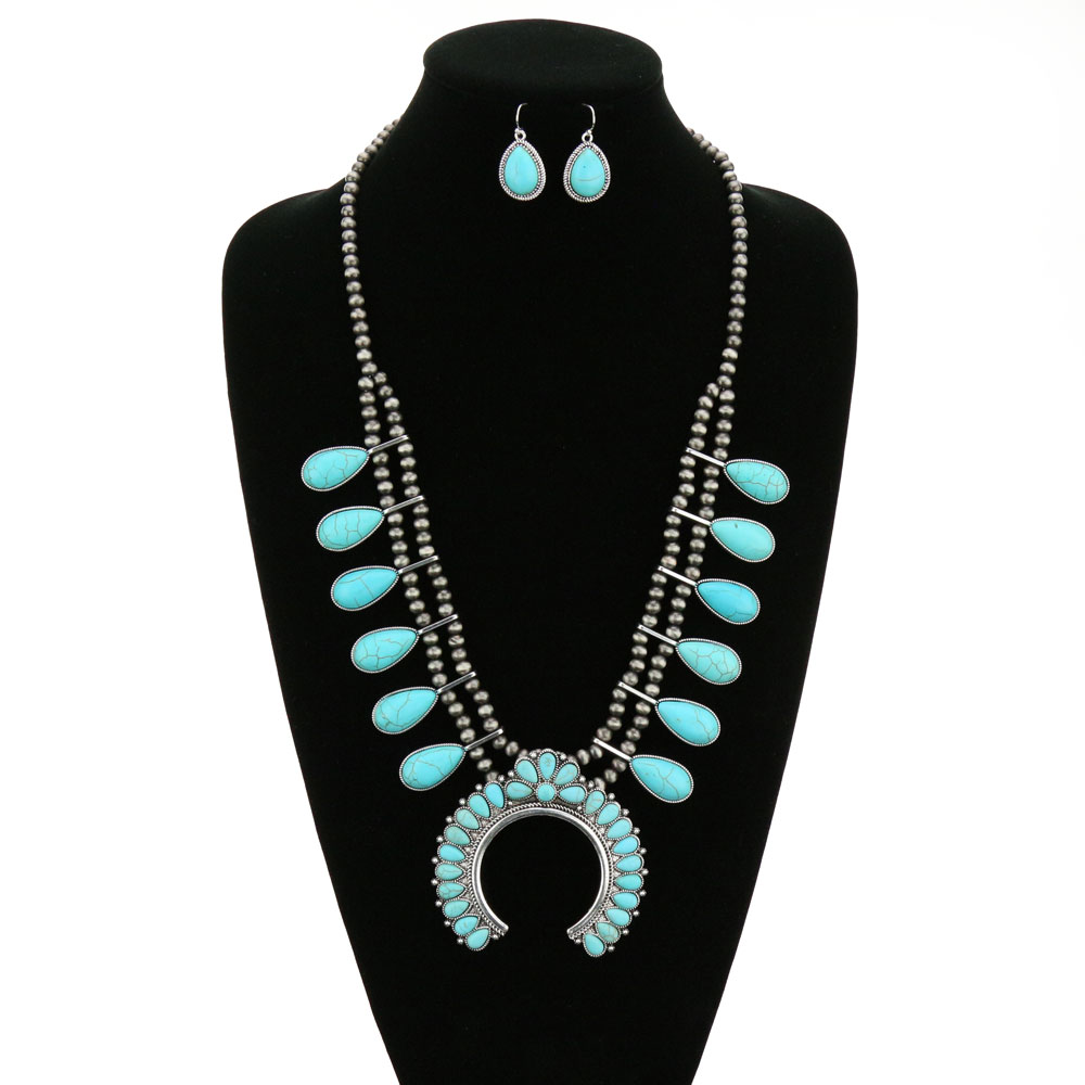 Navajo Style Pearl Squash Blossom Necklace Set - Image 2