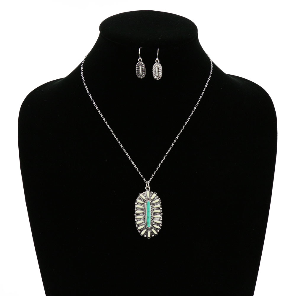 Western Design Necklace Set - Image 2